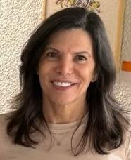 Lívia Maria Amaral Brito